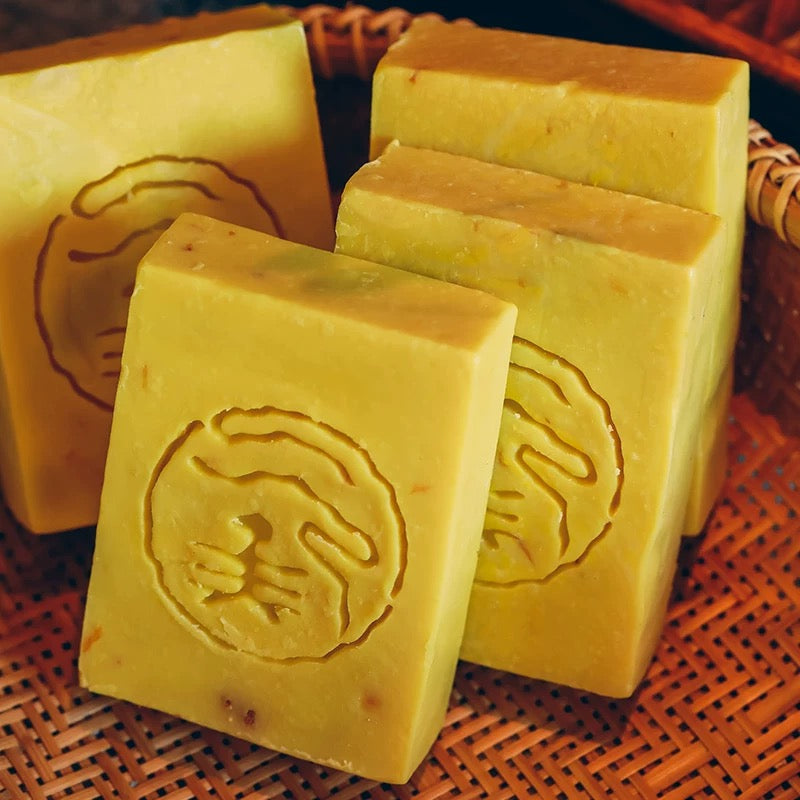 Silver Needle Bitter Orange Soap(Remove oil and acne)