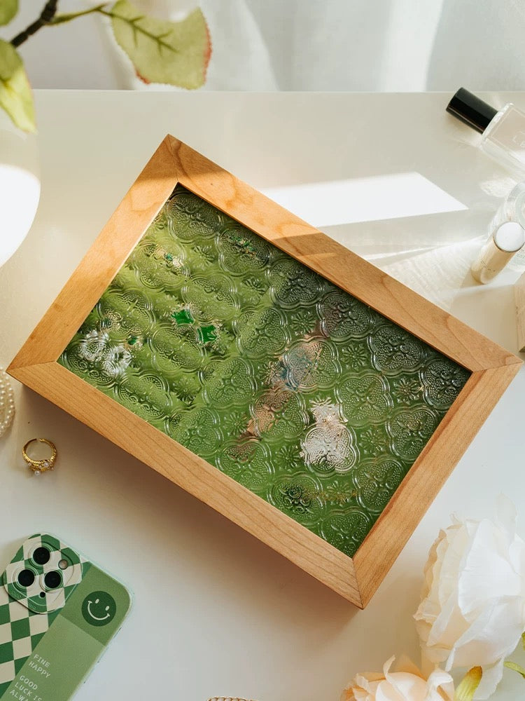 Glass pattern jewelry box