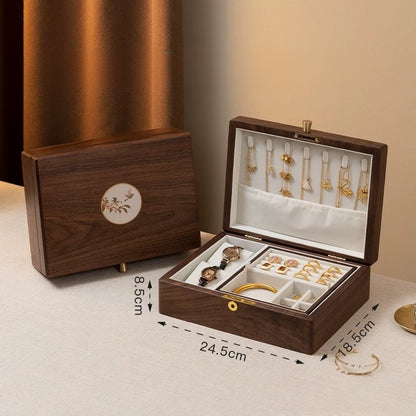 Portable compact jewelry box