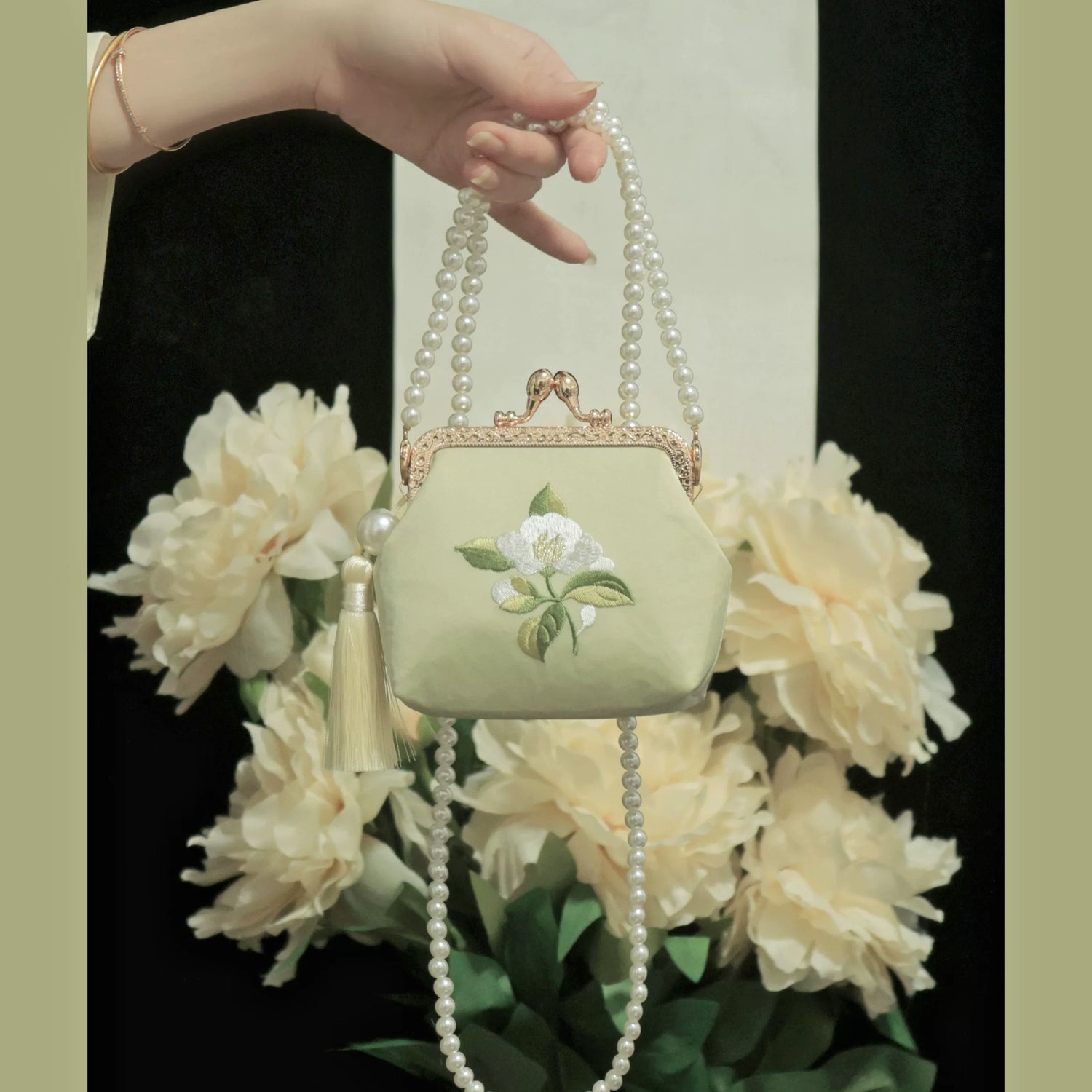 Green camellia mini bag