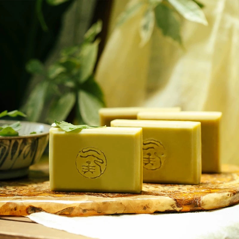 Mugwort soap